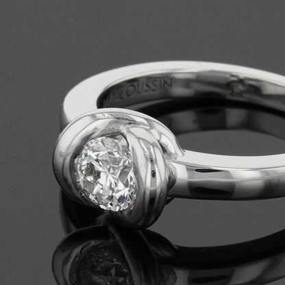 Mauboussin Gold Swan diamond and gold