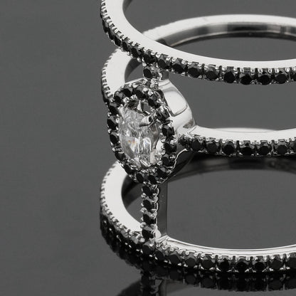 Messika GlamÕAzone diamonds and gold ring