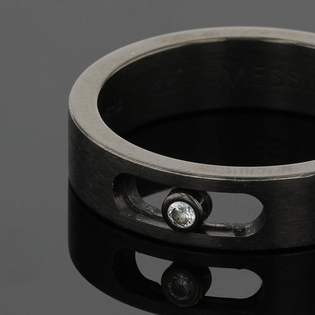 Messika Move titanium and diamond ring