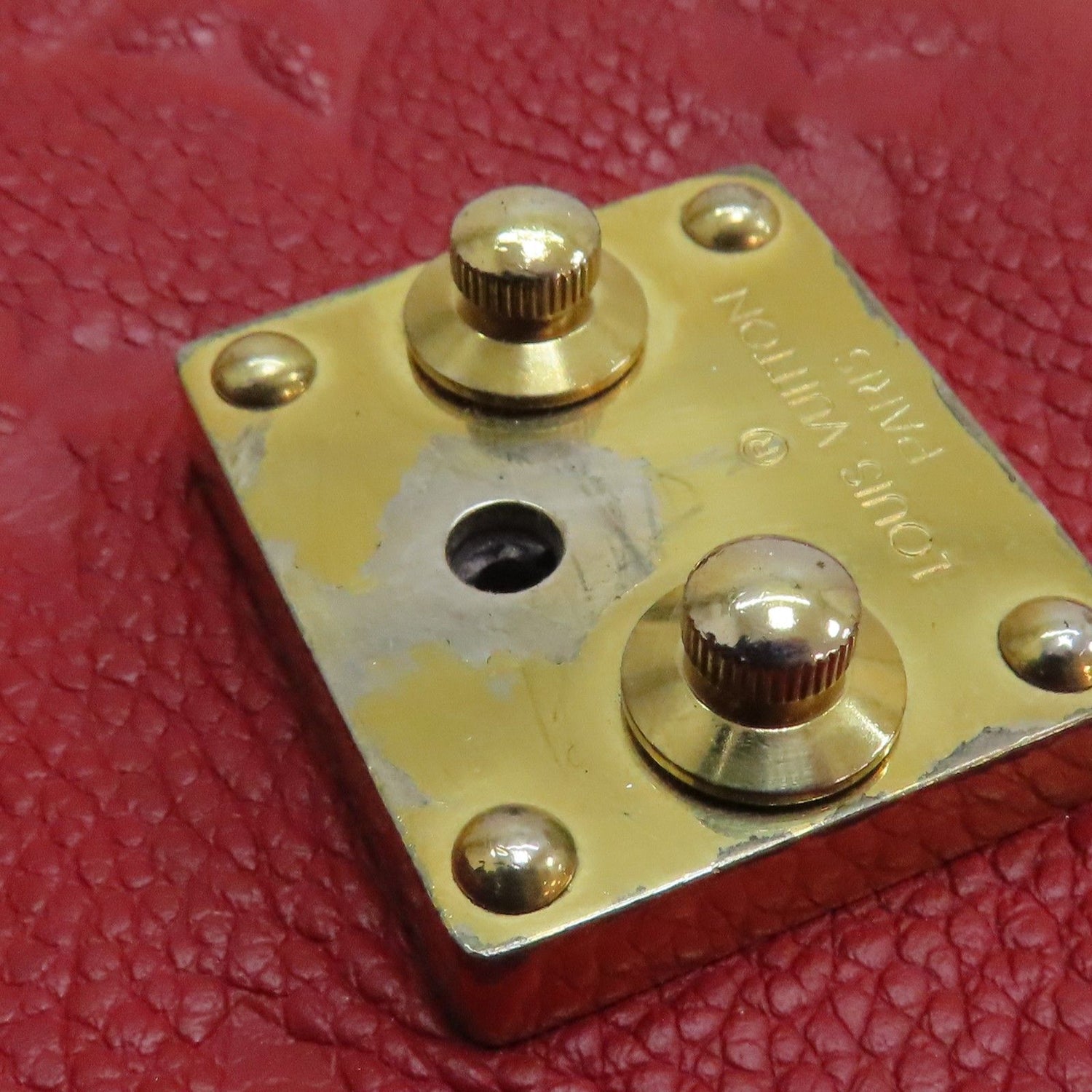 Louis Vuitton Pochette Metis, Empreinte