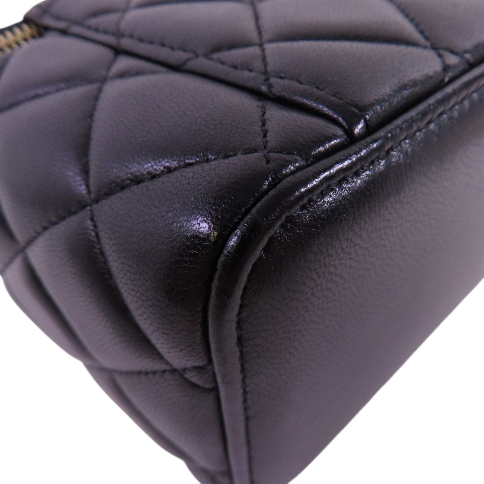 Chanel Black Sheepskin Leather Vanity Case Hand-handed Shoulder Bag 2way Shoulder Bag Lambskin (sheep Leather)