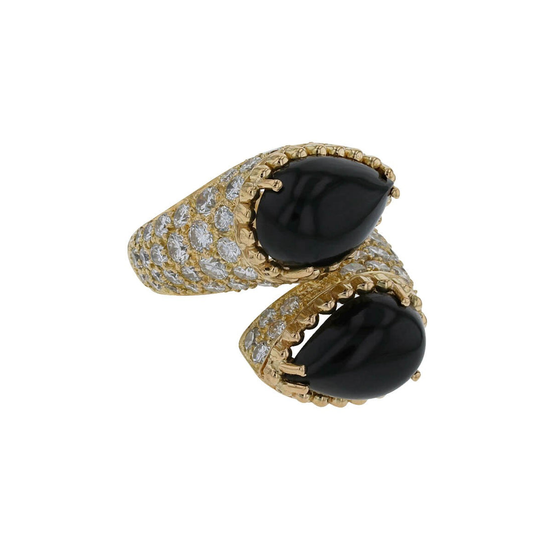 Onyx, diamonds and gold ring