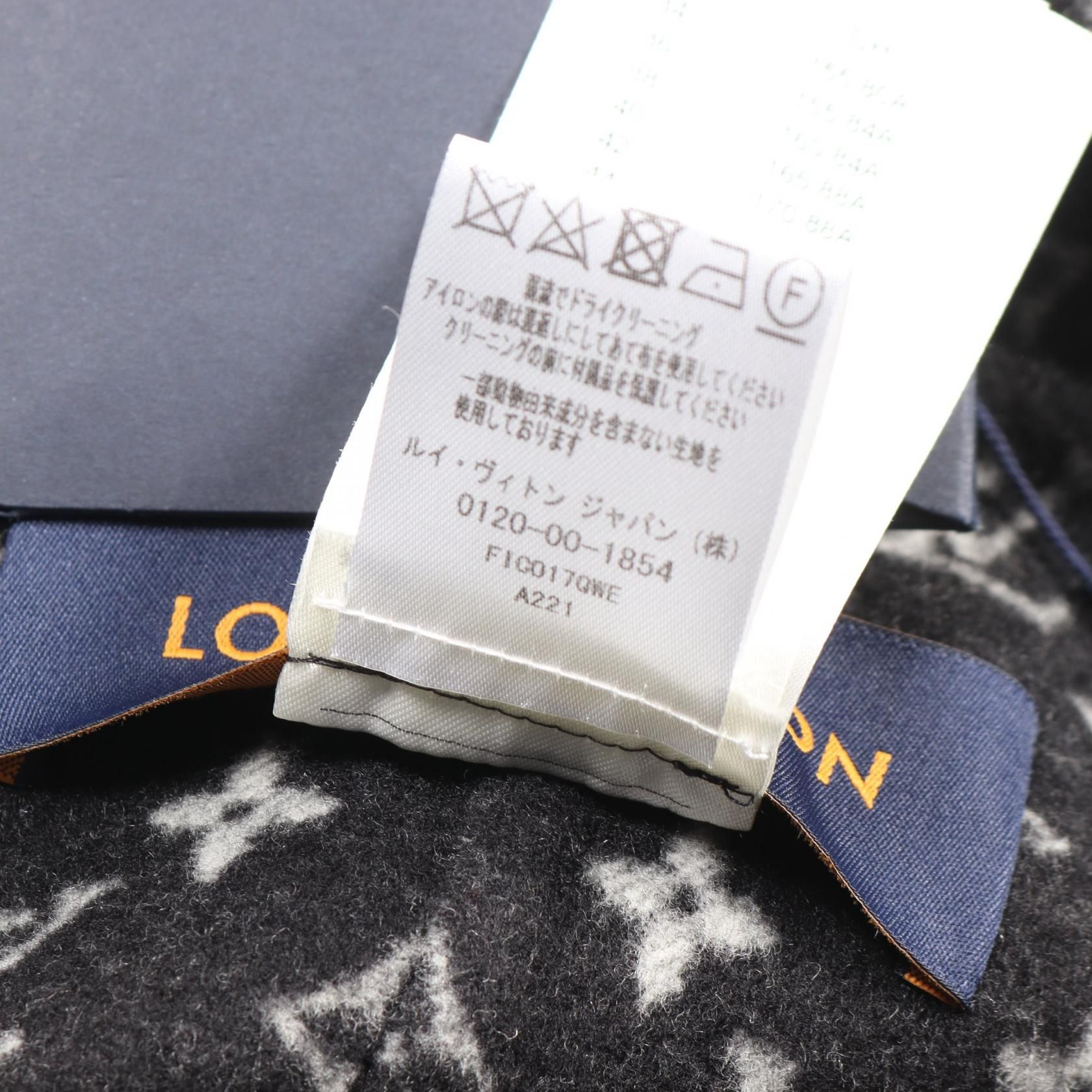 Louis Vuitton Hooded Cape Monogram Poncho Rm 223w Qwe Wool Silk Black