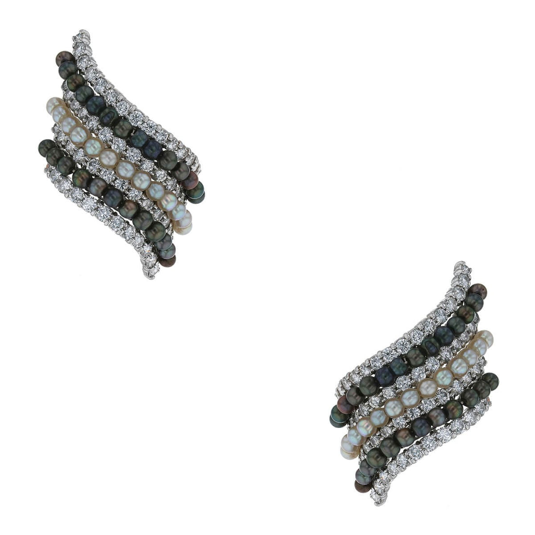 Pearls, diamonds and gold earrings