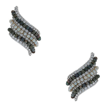 Pearls, diamonds and gold earrings