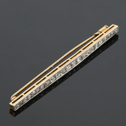 Platinum, gold and diamonds brooch