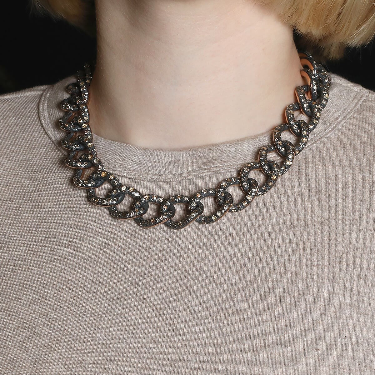 Pomellato Tango diamonds and gold necklace
