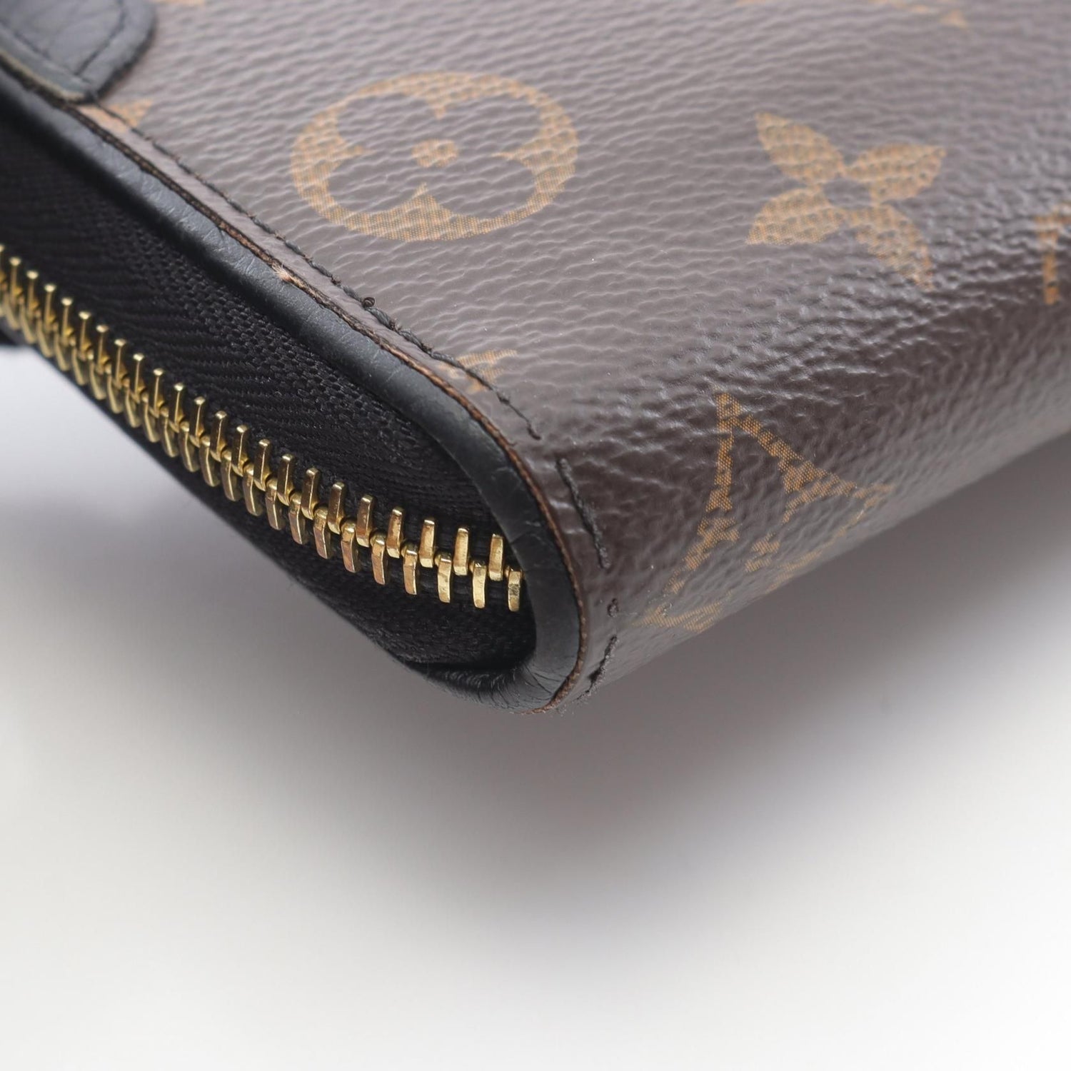 Louis Vuitton Zippy Wallet, Monogram
