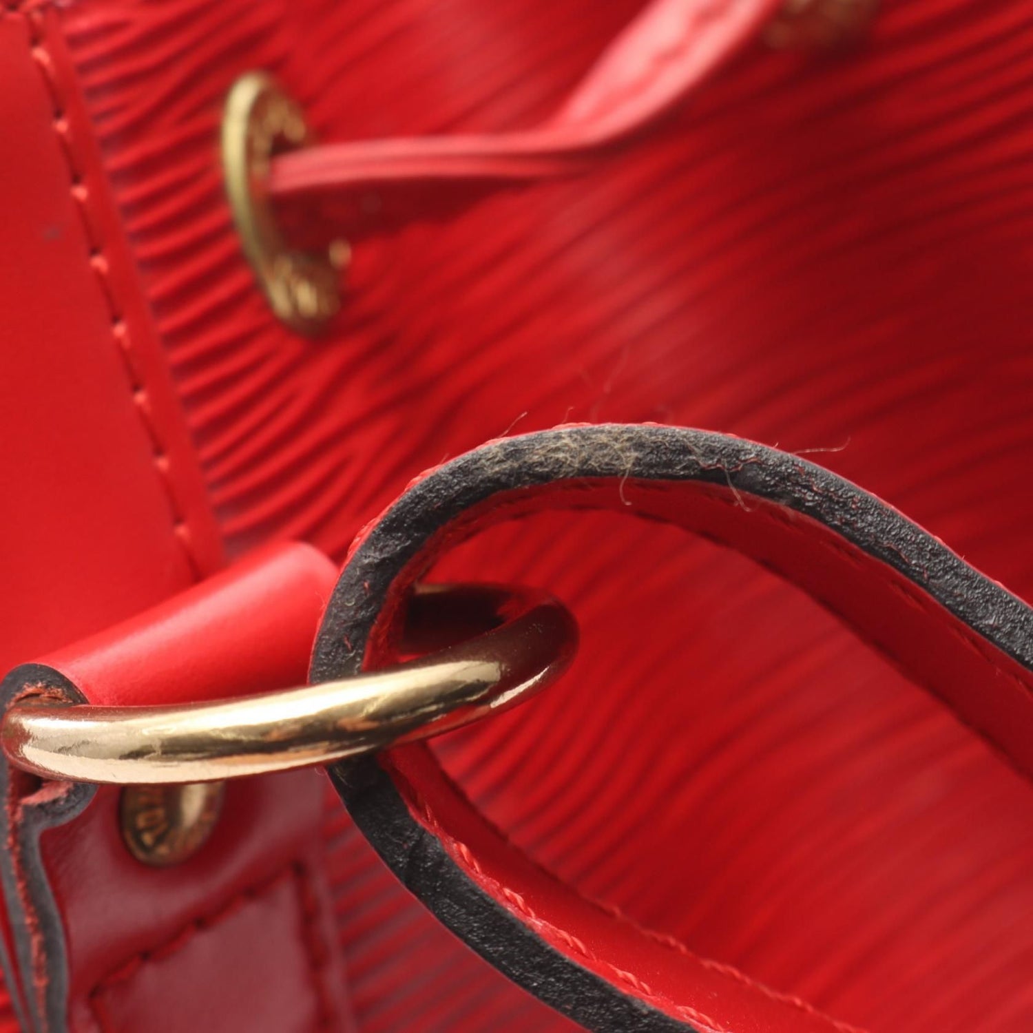 Louis Vuitton Petit Noe Castilian Red Red Shoulder Bag M 44107