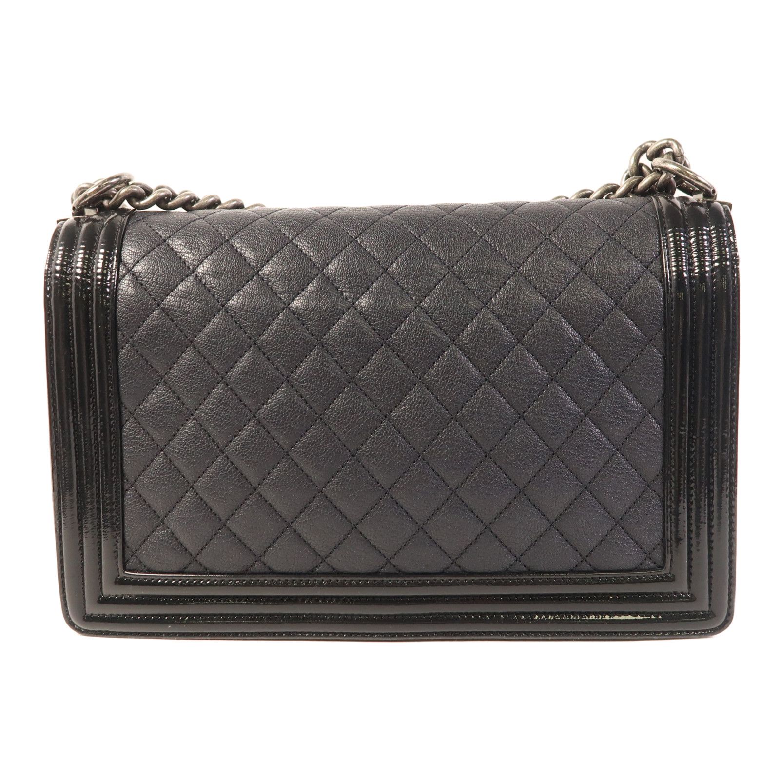 Chanel Black Cowhide Leather Crossbody Back Bag Calfskin (cowhide) Boy 28