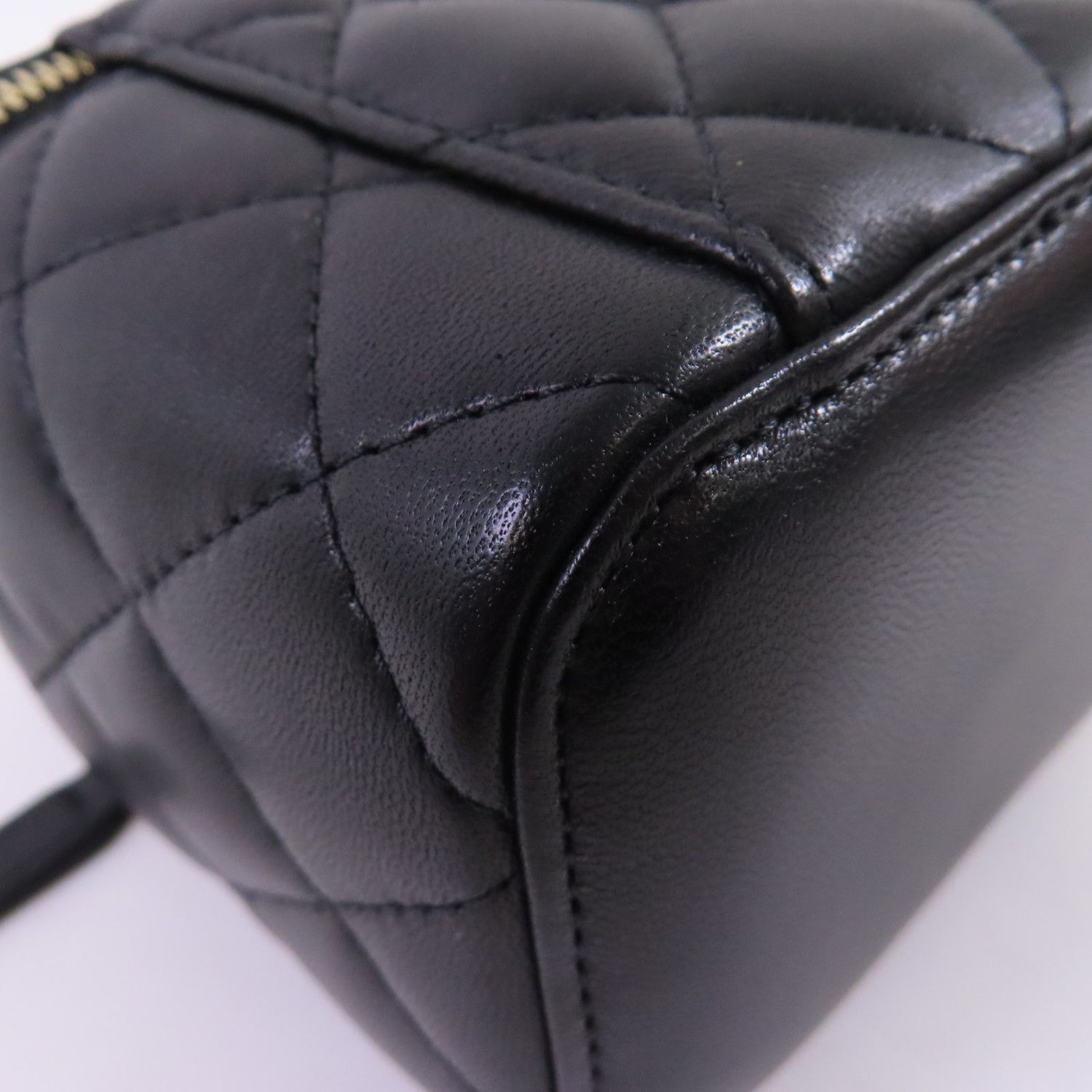 Chanel Black Sheepskin Leather Mini Vanity Case Shoulder Bag Lambskin (sheep Leather)