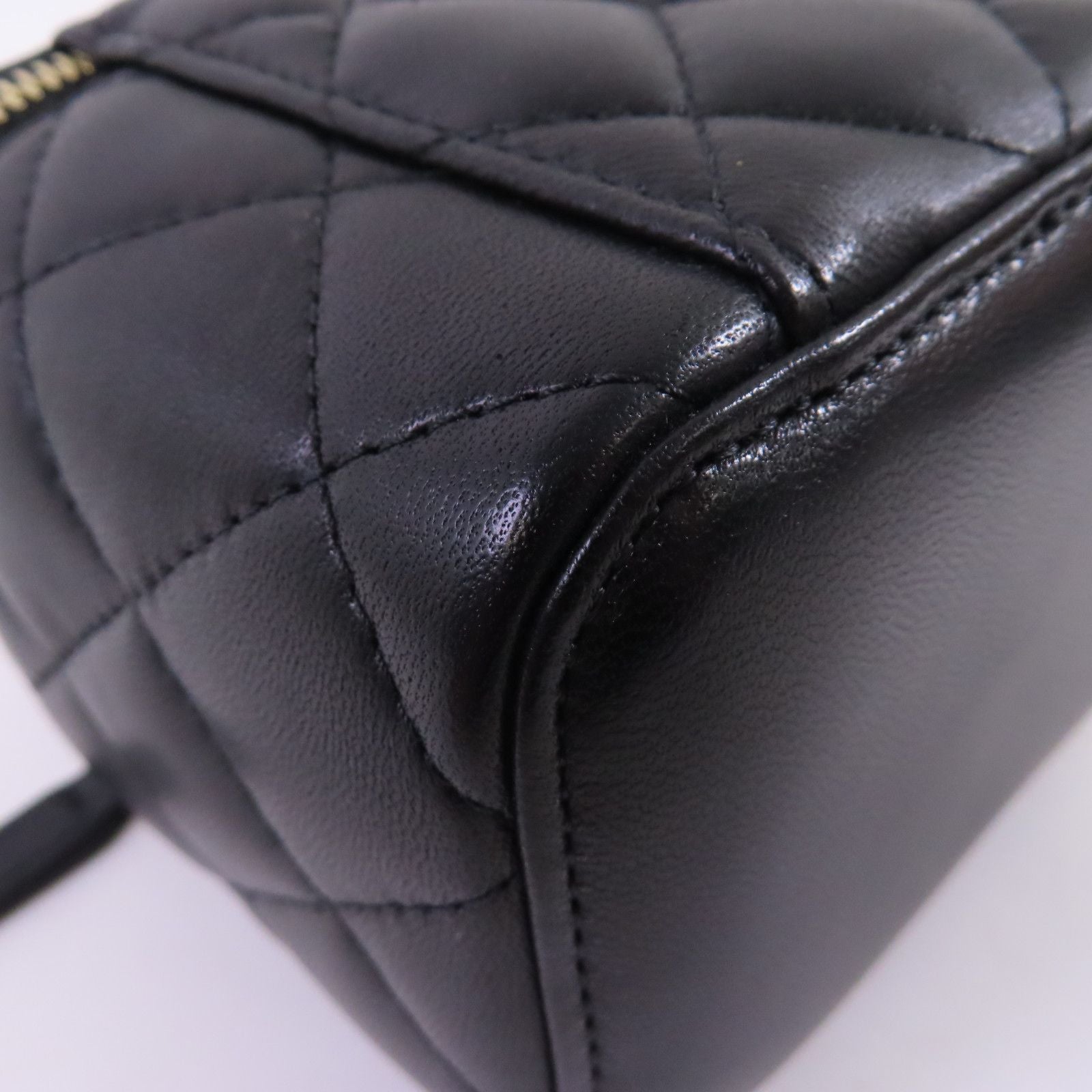Chanel Black Sheepskin Leather Mini Vanity Case Shoulder Bag Lambskin (sheep Leather)