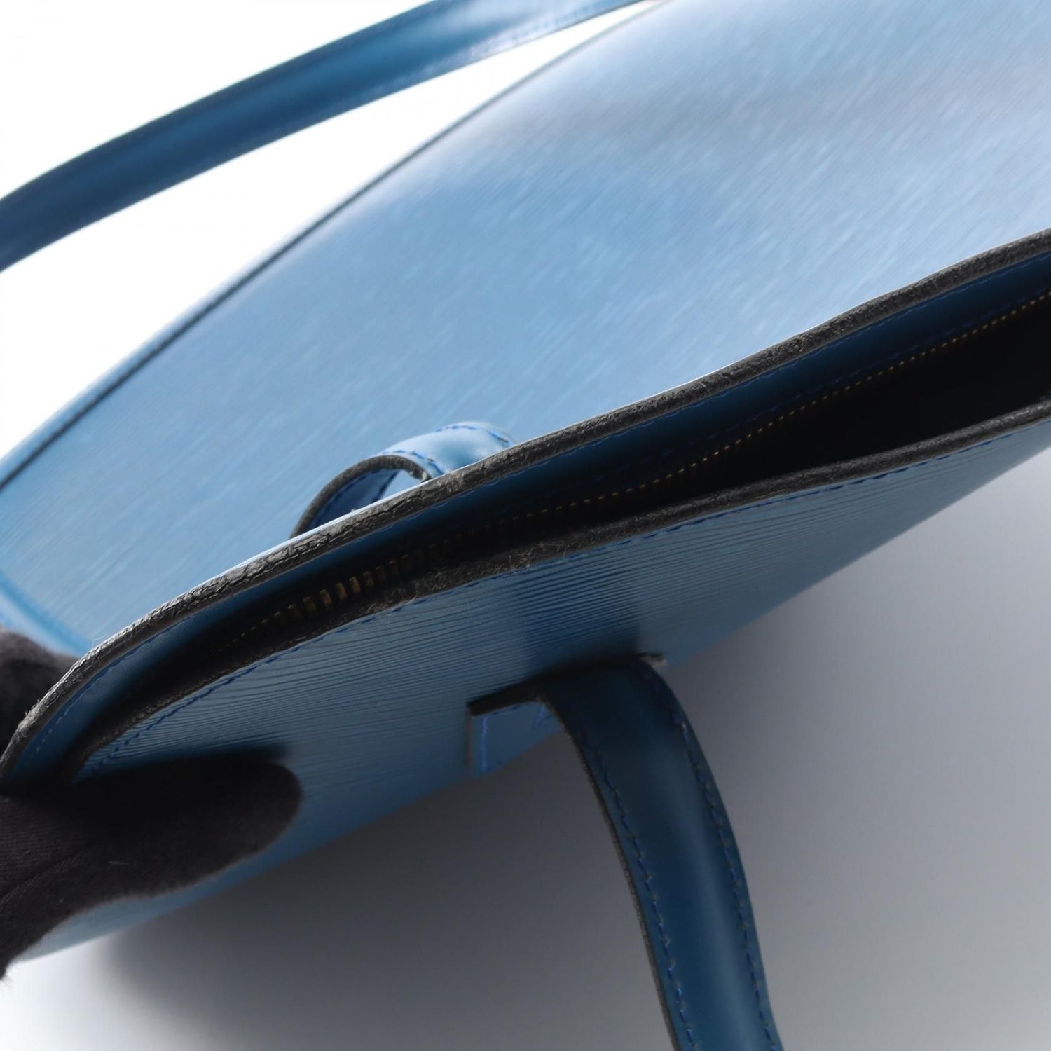 Louis Vuitton Lussac, Epi