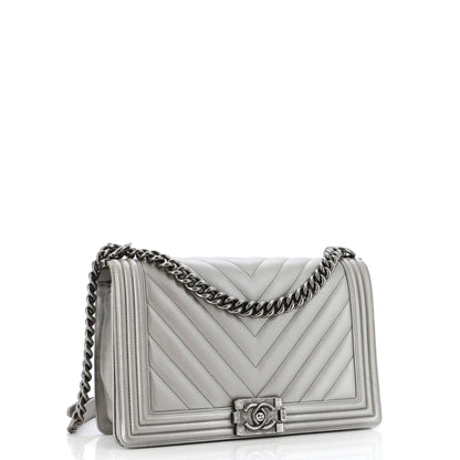 Chanel Boy Flap Bag Chevron Caviar New Medium