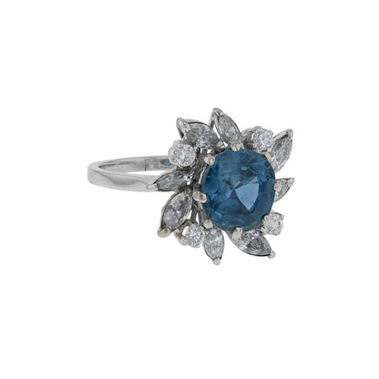 Sapphire, diamonds and gold ring