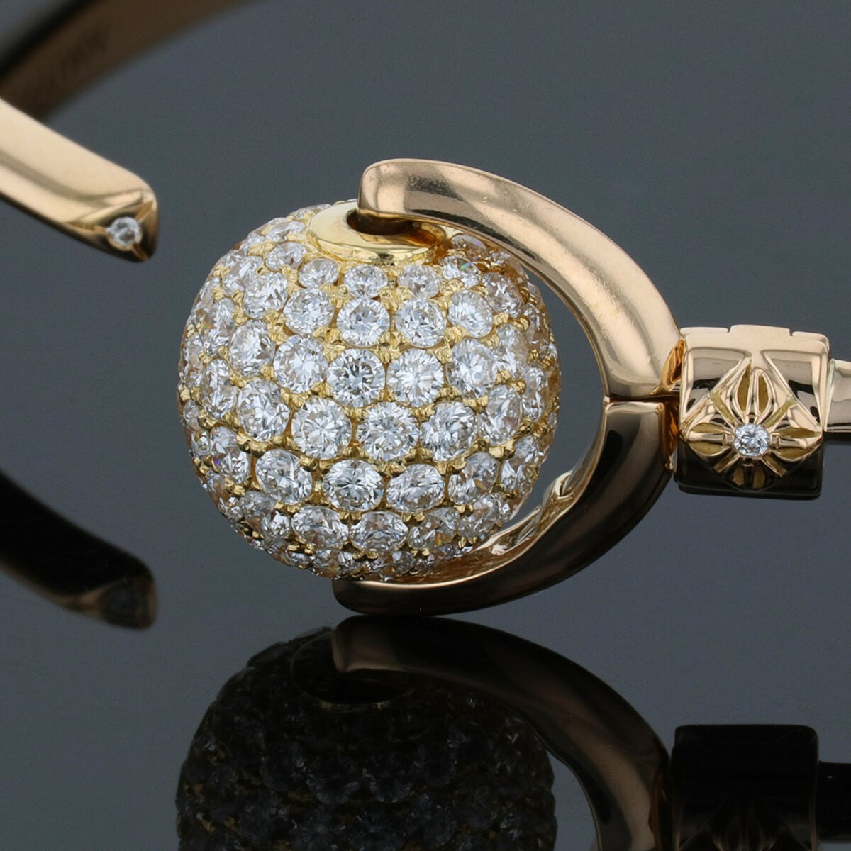 Shamballa Jewels Nyima gold and diamonds bracelet