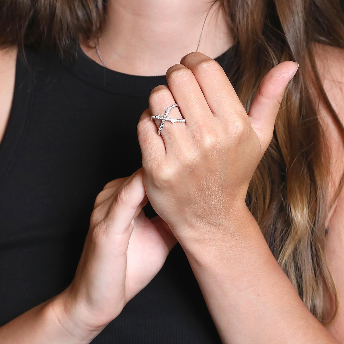 Stephen Webster Thorn diamonds and gold ring