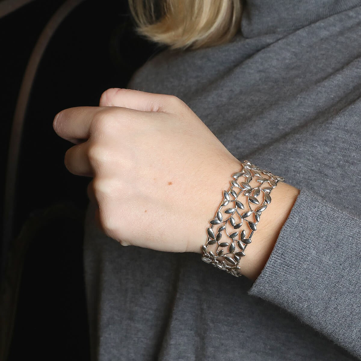 Tiffany &amp; Co. Olive Leaf silver bracelet.