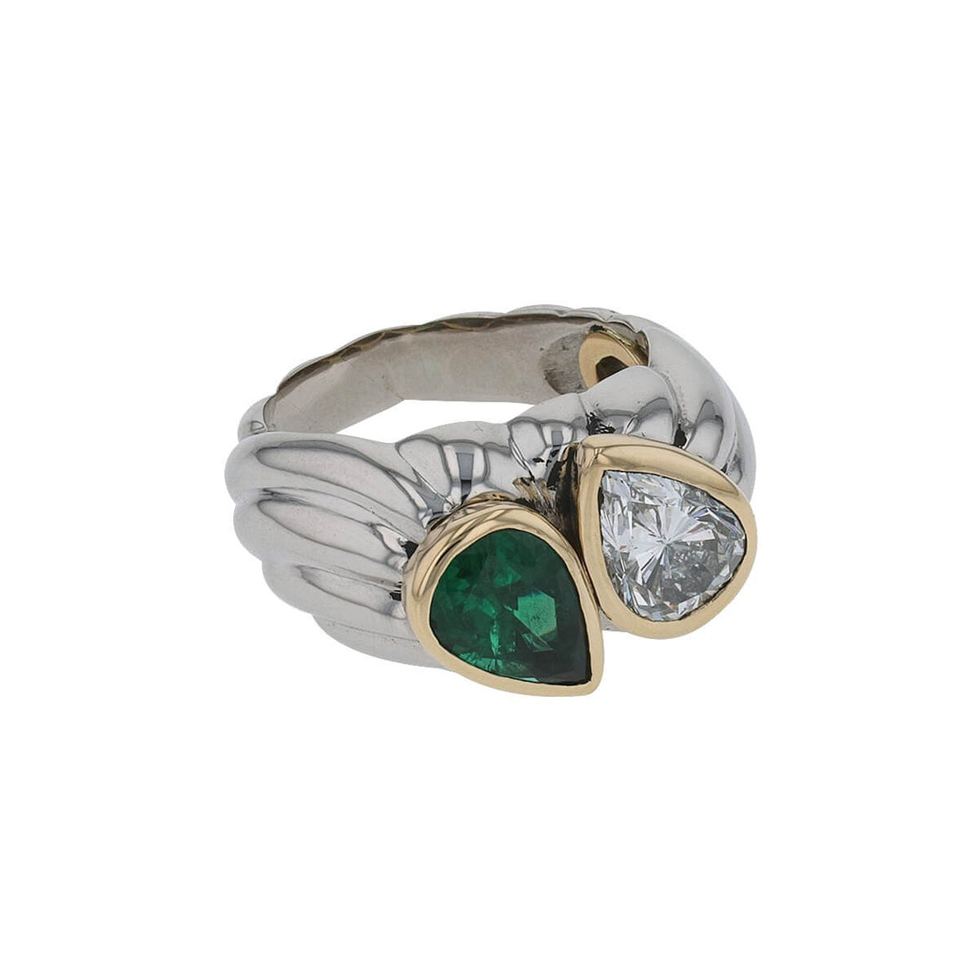 Two tones gold, emerald and diamond ring