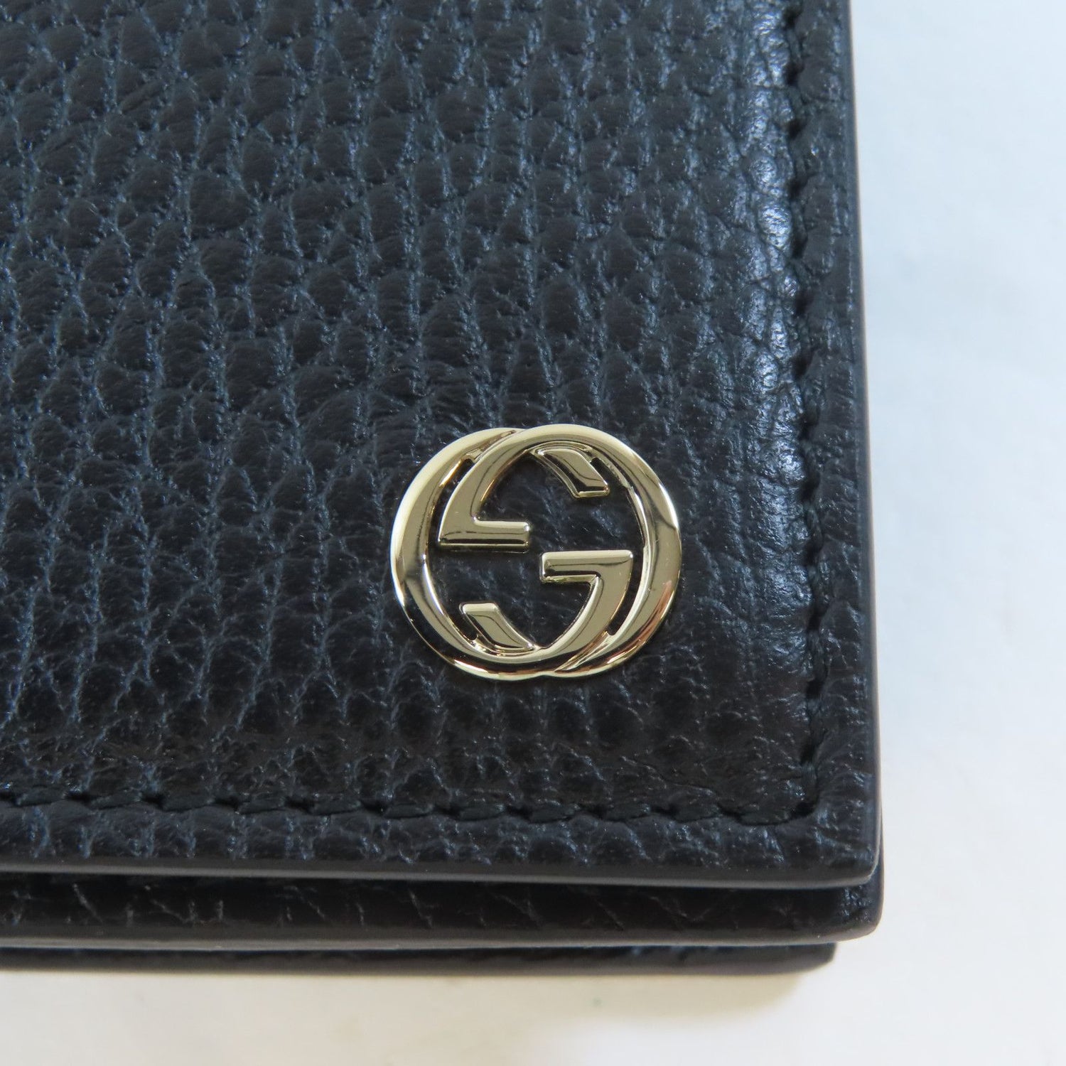 Gucci Textured Calfskin Medium Betty Chain Wallet Black