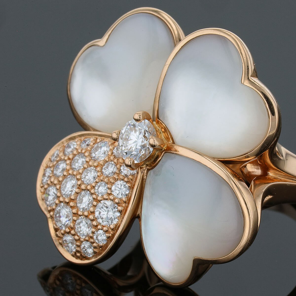Van Cleef &amp; Arpels Cosmos mother-of-pearl, diamonds and gold ring