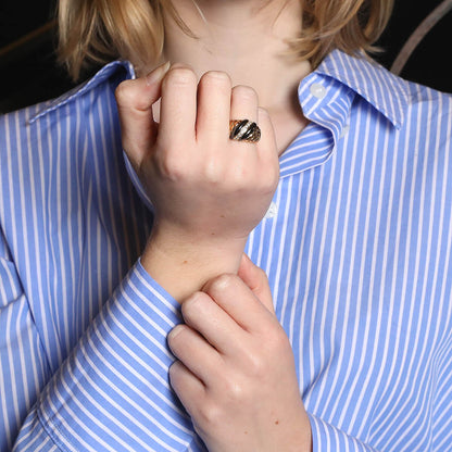 Van Cleef &amp; Arpels hematite, diamonds and gold ring