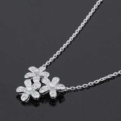 Van Cleef &amp; Arpels Socrate 3 fleurs diamonds and gold necklace