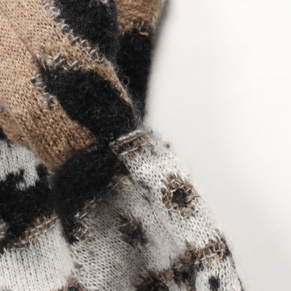 Chanel Brown Black White Coco Mark Knit Cashmere Moheya P 75361k 10782