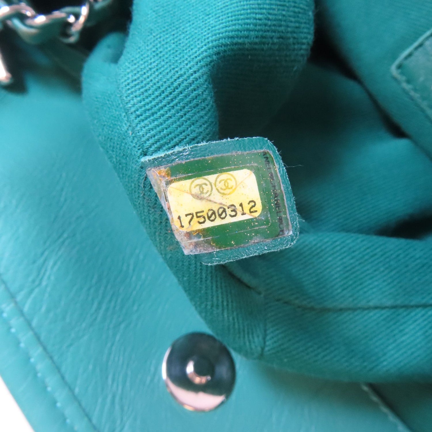 Chanel Green Diamond-shaped Sheepskin Leather Chain Shoulder Bag Silver Cross Shoulder Back