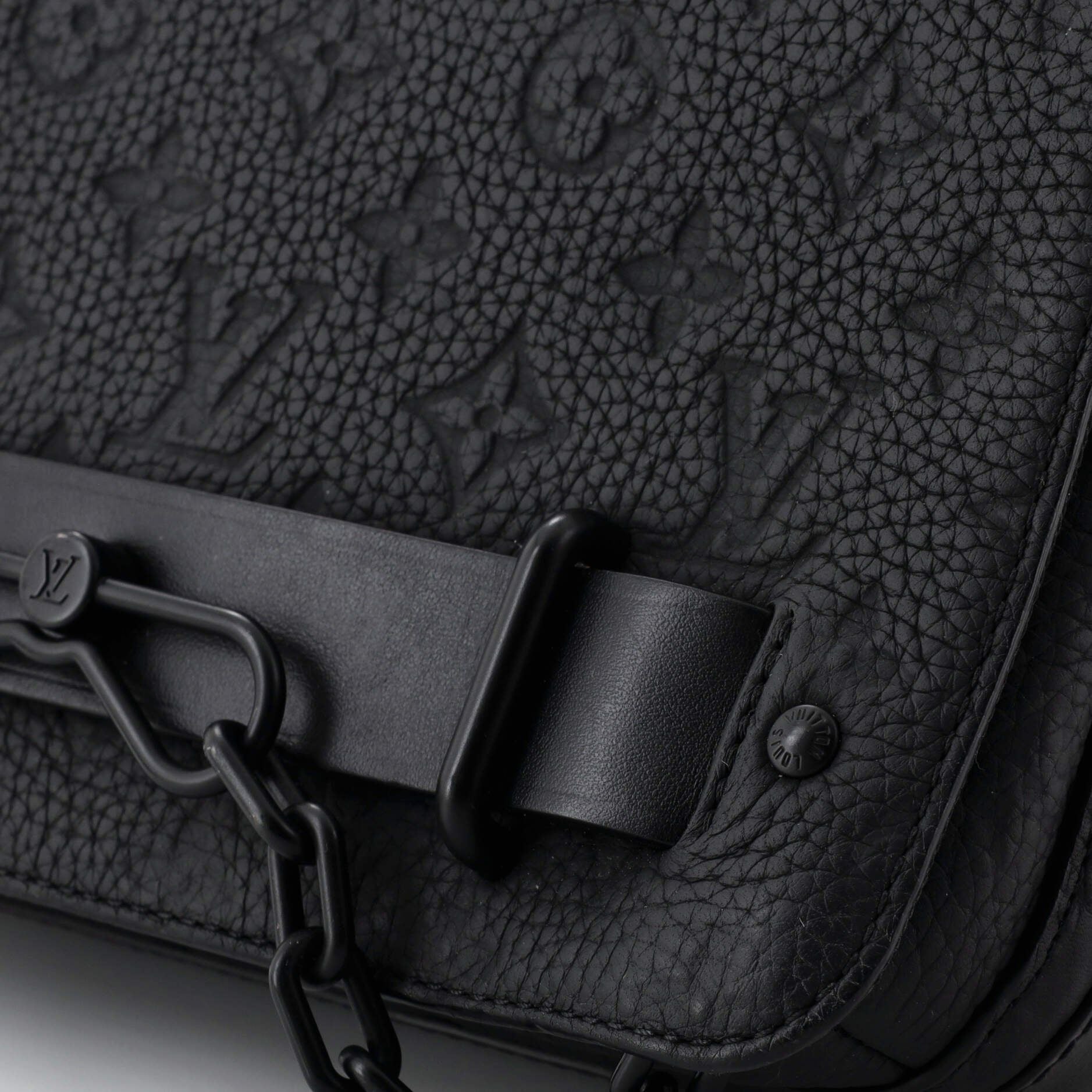 Louis Vuitton Steamer Messenger Bag Monogram Taurillon Leather