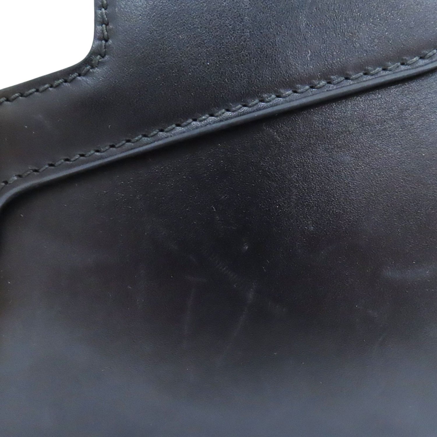 Gucci Sylvie Shoulder Bag Calfskin Black 421882
