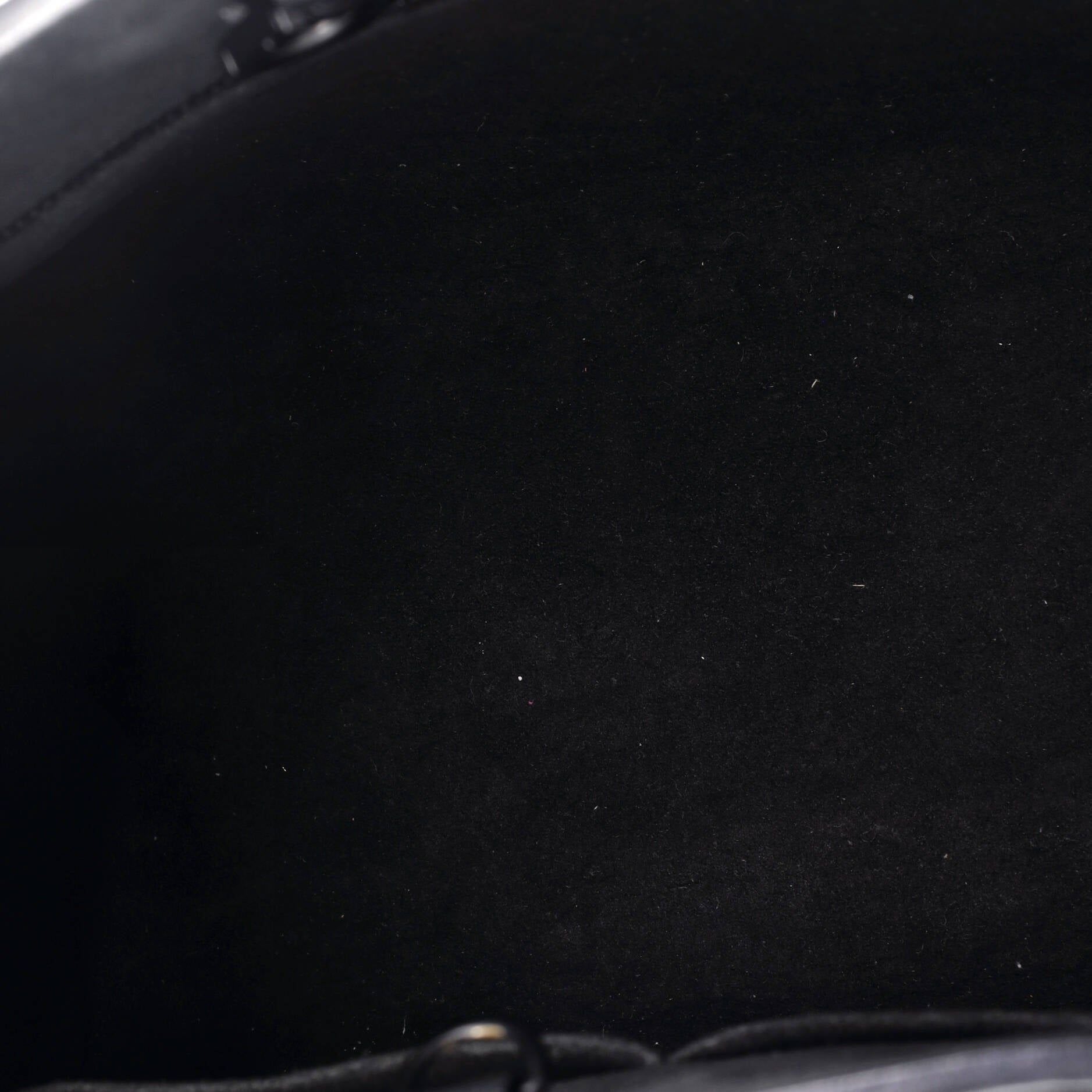 Louis Vuitton Lockme Monochrome Tote Leather Pm