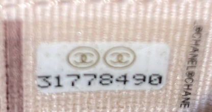 Classic Zip Around Card Holder On Chain Quilted Caviar Mini