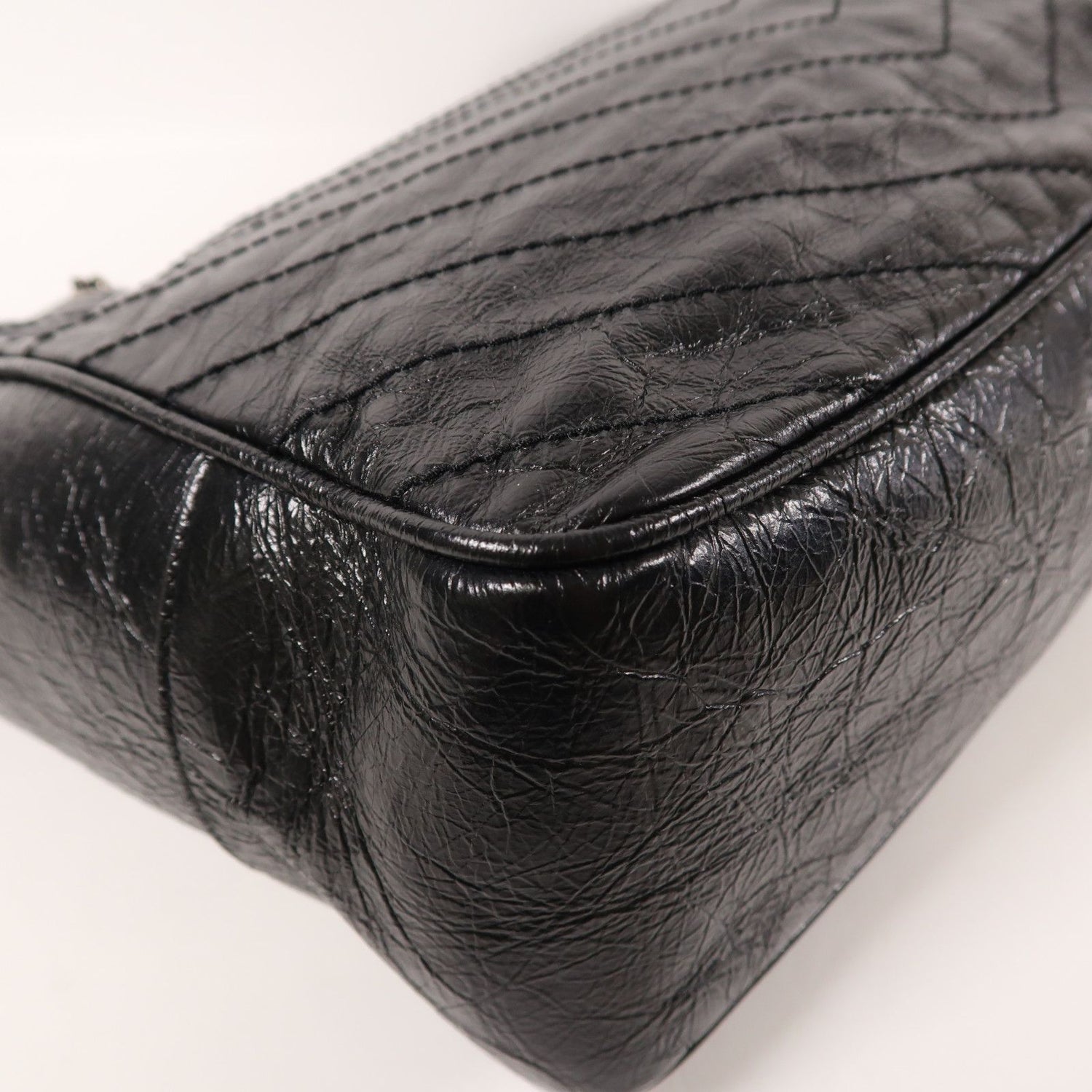 Yves Saint Laurent Cowhide Leather Niki Large Silver Shoulder Bag Black Calfskin (cowhide) Pmr 504