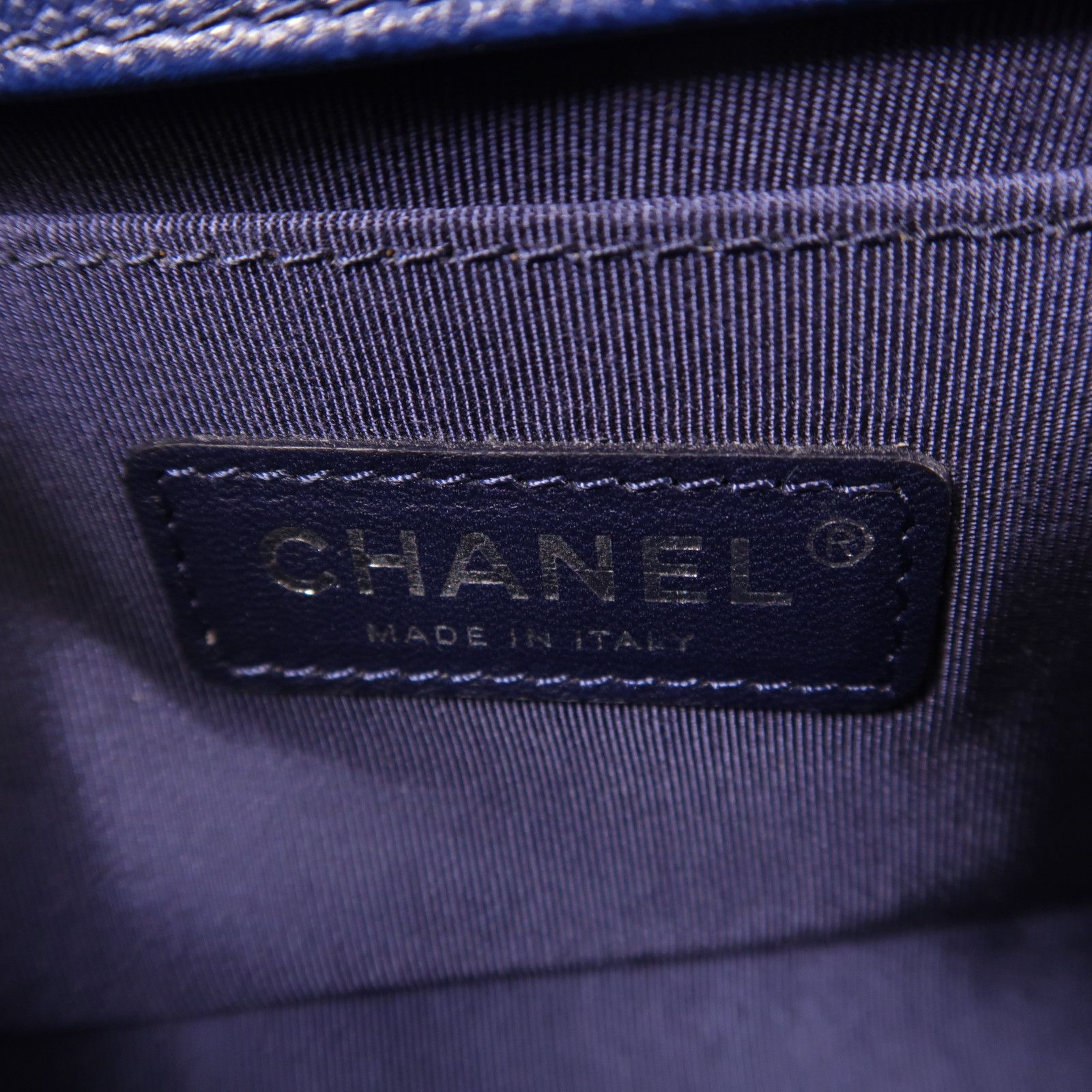 Chanel Blue Cowhide Leather Boy 7.9 Crossbody Back Bag Calfskin (cowhide)