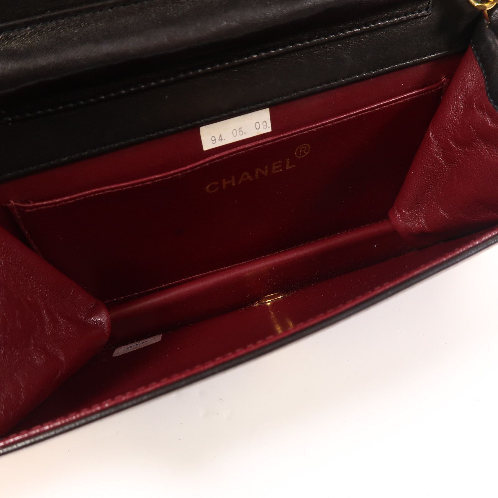 Chanel Black Sheepskin Leather Vintage Chain Shoulder Golden Chain Shoulder Back Bag Lambskin (sheep