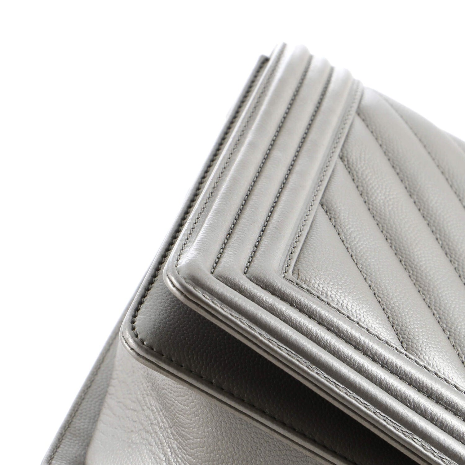 Chanel Boy Flap Bag Chevron Caviar New Medium