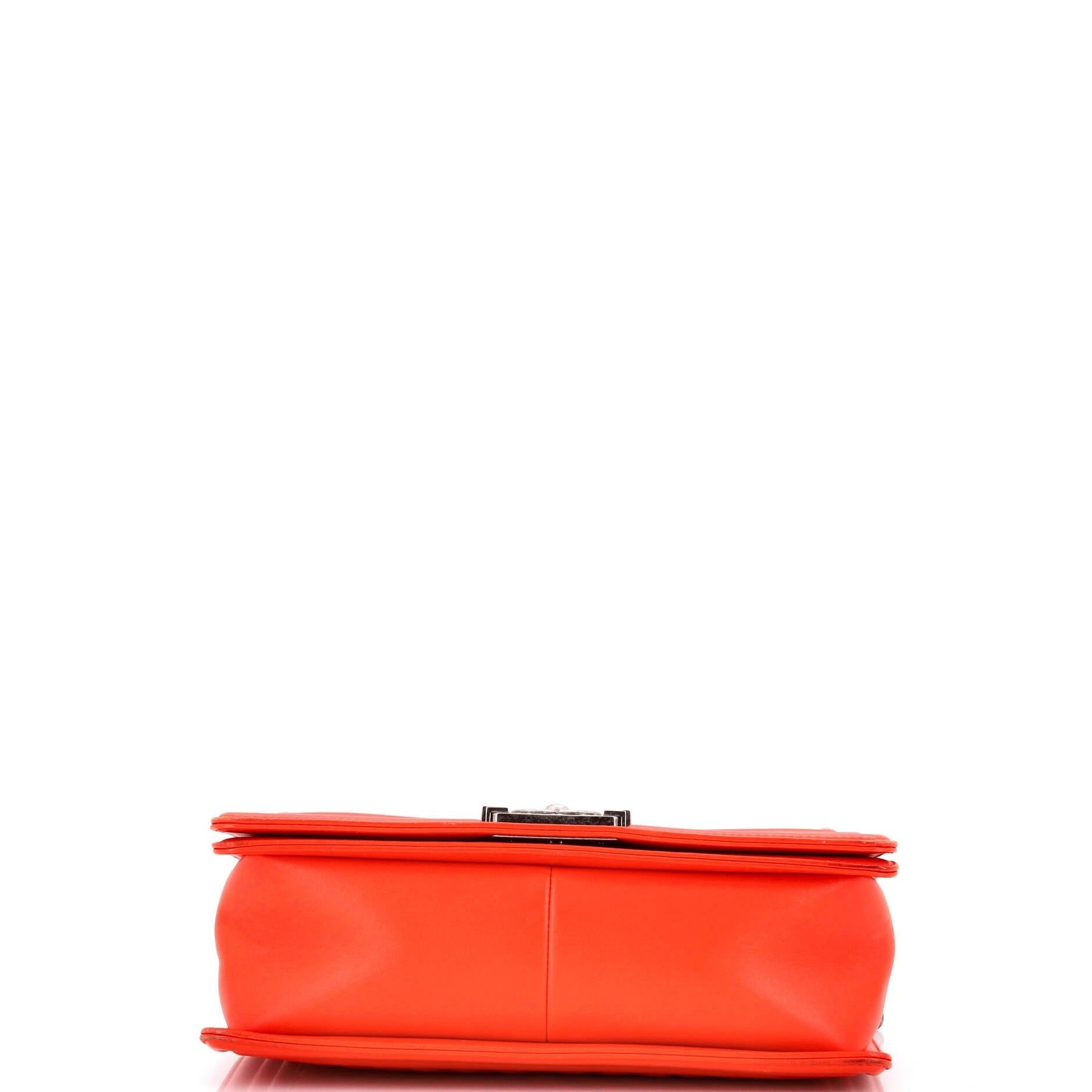 Chanel Boy Flap Bag Chevron Wrinkled Lambskin Old Medium