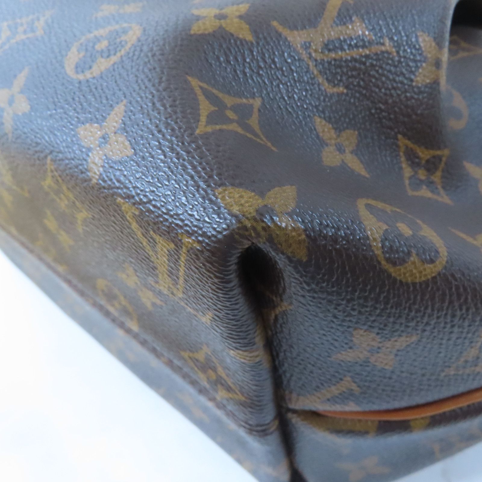 Louis Vuitton Turenne MM, Monogram