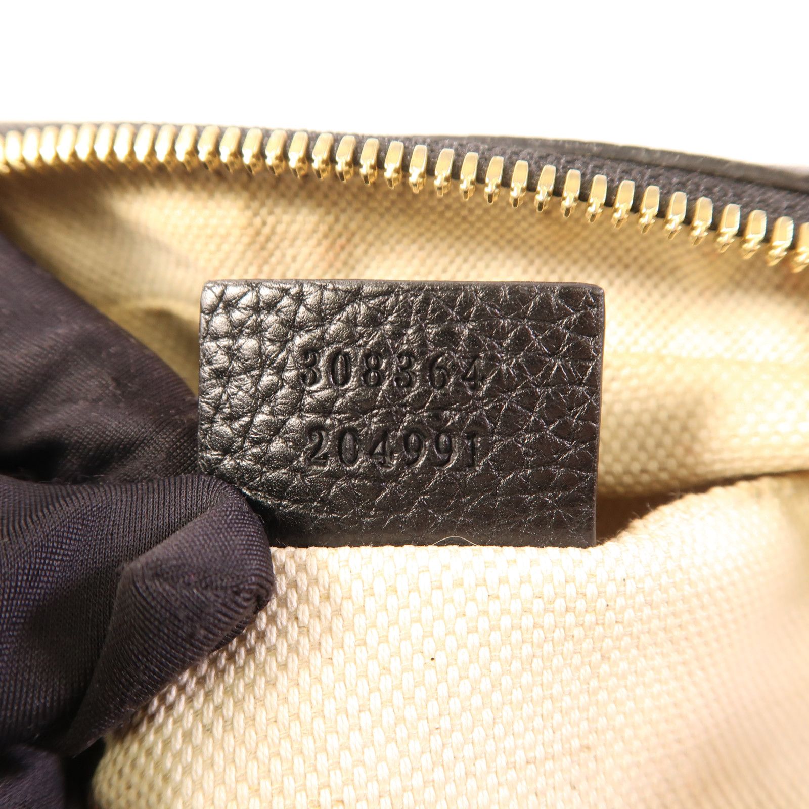 Gucci Cowhide Leather Shoulder Bag Black Calfskin (cowhide) 308364